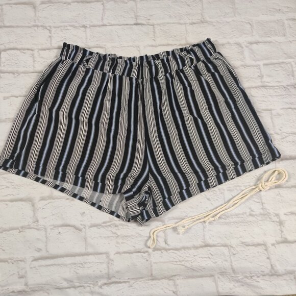 SHEIN Plus size womens high rise paper bag shorts rope blue striped sz 4XL 20 - Picture 2 of 6